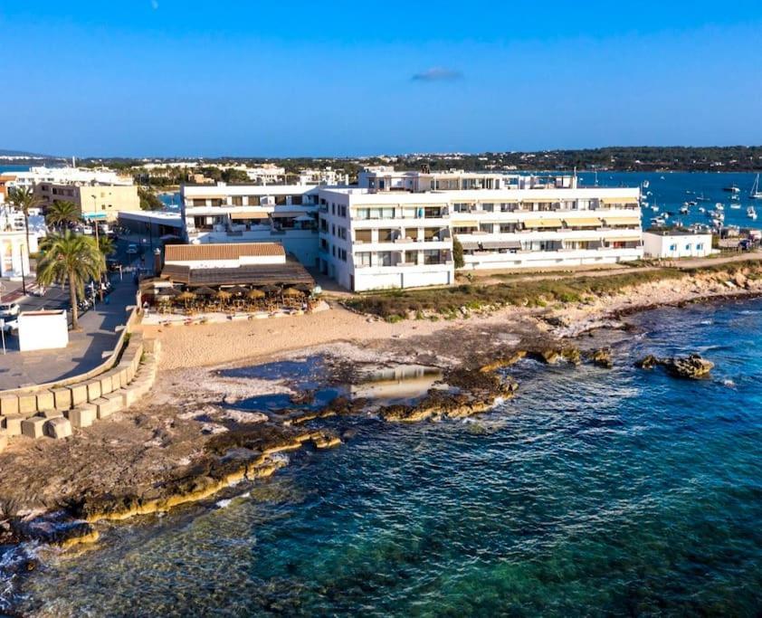 Apartamentos El Puerto, La Savina La Savina  Buitenkant foto